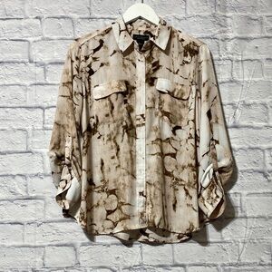 Investments Women's Marble Pattern Button-Down Shirt - Brown and White